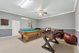 Perfect Getaway 6BR Home, Pool Spa Near Disney - 2