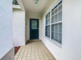 Dreamy 5BR, 3Bath Getaway, Pool, Spa, Near Disney - Orlando - 3