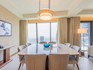 Luxury 3BR Apartment at Address Opera - Dubai - 1