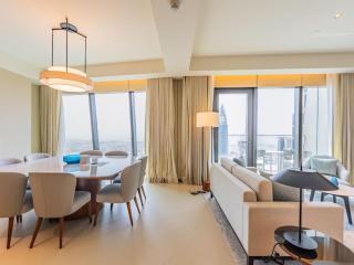 Luxury 3BR Apartment at Address Opera - 2