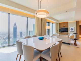 Luxury 3BR Apartment at Address Opera - Dubai - 4