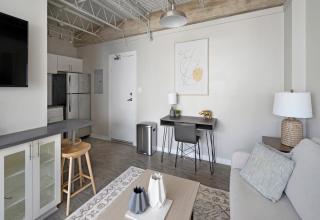Elevate 758 Apartments by Landing - Mobile - 2
