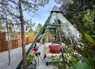 Magnifique Pyramide en Verre - Montarnaud - 9