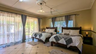 Room in Villa - Zambezi Family Lodge - Elephant Room - 0