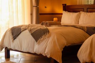 Room in Villa - Zambezi Family Lodge - Elephant Room - Victoria Falls - 7