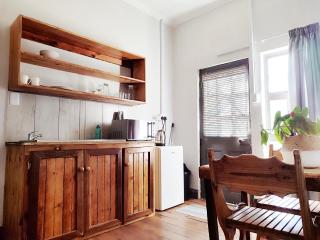 Queen's Accommodation - 7