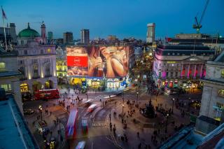 2 Bed Piccadilly Apartment 2 - 3