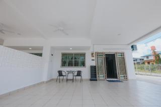 Kings Pine Residence homestay 14 - Ranau - 4