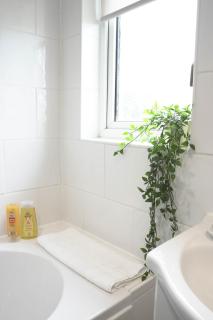 2 BDR House At Caledonia Luxe Stays Short Lets & Serviced Accommodation Bathgate - Bathgate - 4