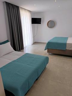 Fox Studios - Paralia Sikias - 4