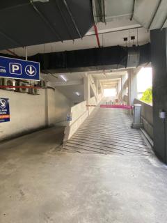 PJ Centrestage Hotel walkable to LRT - 4