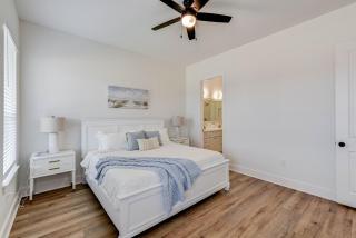 Salt & Stone Villas - Galveston - 4