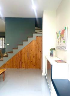 Stay like a local in Modern Townhome - Ban Non Muang - 3
