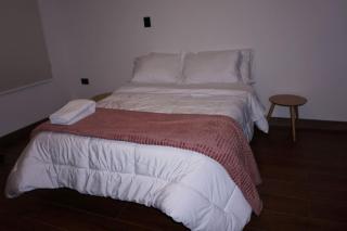 Alojamiento de lujo con parqueadero privado, en Loja - Loja - 1