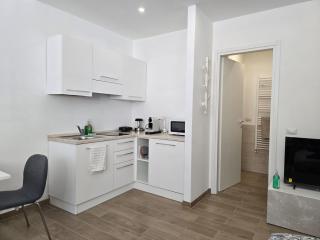YR Apartments Milan - Tibaldi - Milan - 8