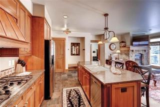 Ski In, Ski Out 3 Bedroom At Lone Eagle In River Run - 1