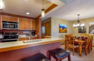 1 Bedroom Condo In West Keystone Near Lakeside Village - 4