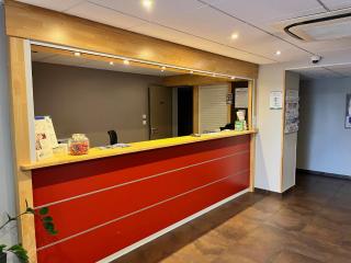 Brit Hotel Confort Montauban - 8