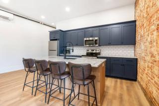 Clay St Suite - Millersburg - 4