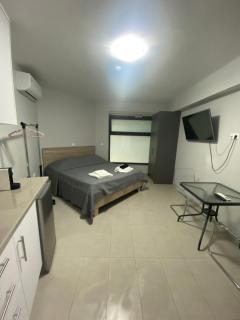 FEELS LIKE HOME - Atene - 2