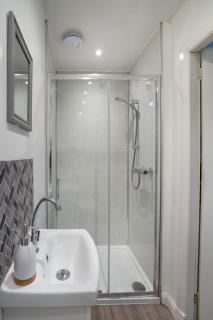 Cosy fully equipped Studio 3, close to University - 2