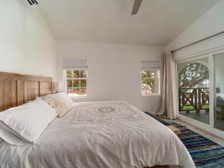 Casa Cristal Oceanfront Villa by Stay Floreo - San Pedro - 1