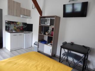 Le Studio - - 2