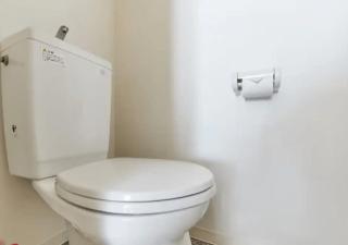 Modern Comfort in Shinjuku Triple Station Access Free Wi-Fi - 1