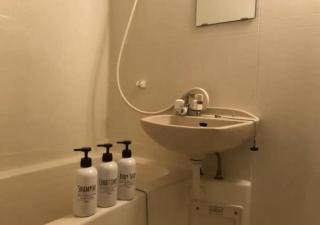 Modern Comfort in Shinjuku Triple Station Access Free Wi-Fi - 2