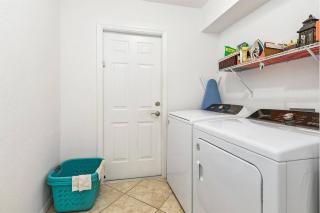 Villa Chayenne charming 4 bedroom 2 bathroom pool home - Cape Coral - 1