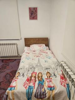 A White House close to Sea Breeze with sauna & pool - 4