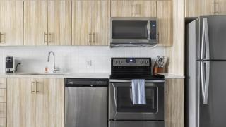 Landing at Bridgetown Lofts - 1 Bedroom in Northwest Portland - Portland - 2