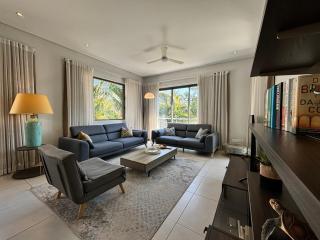 Stunning Soleia Escape with Pool - Grand Baie - 0