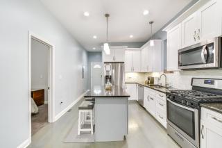 Chicago Vacation Rental Apt about 7 Mi to Downtown - Chicago - 1