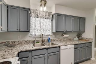 Beautiful 3 Bedroom- free parking 2M to Broadway - Nashville - 9