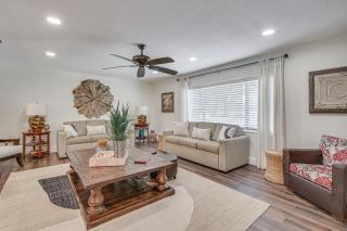 Game Room! Group Getaway 7 Mi to Adventure Island - Lutz - 5