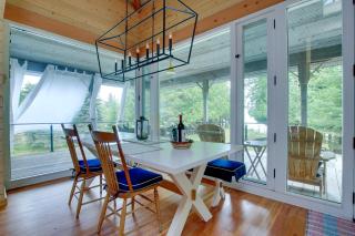 Serene Washington Island Getaway with Private Beach! - 4