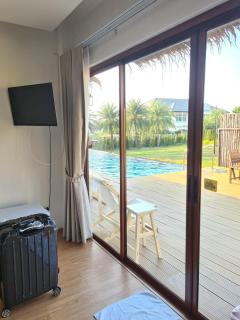 So Sea Resort - - 3