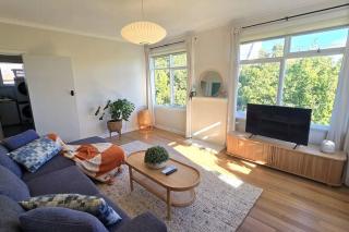 City Escape - Peace at Elsternwick - 8