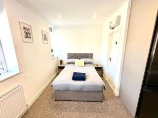 Spectacular Modern, Private Apartment,15 Mins To Central London - Hendon - 3