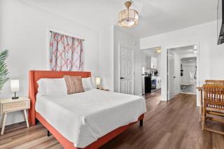 Luxury Studio with Modern Amenities in Vibrant Downtown St Pete - Sankt Petersburg - 0