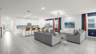 Majestic 9-Bedroom Home: Luxury & Serenity Await - Kissimmee - 6