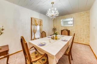 Ottawa Home with Porch, Near Starved Rock State Park - 4