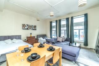 Large Studio by Finsbury Park - London - 4