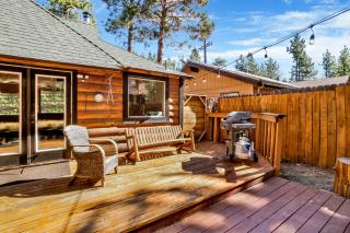 Maltby modern log cabin #2307 - Big Bear City - 1