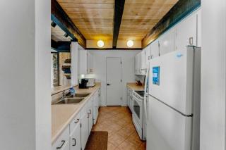Lake Tahoe Vacation Rental w Patio & Pool Access - 2