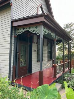 1867 Gothic VanDeventer Home - 5