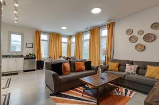 Chic Condo, 2mi to Downtown, Sleeps 8, by Geodis - Nashville - 0