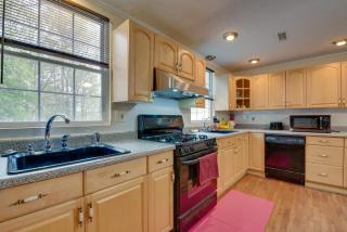 Spacious Norcross Home about 21 Mi to Downtown Atlanta - Norcross - 4