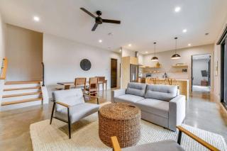 The Flat - A Lake View Retreat with Dock Access - Mooresville - 5